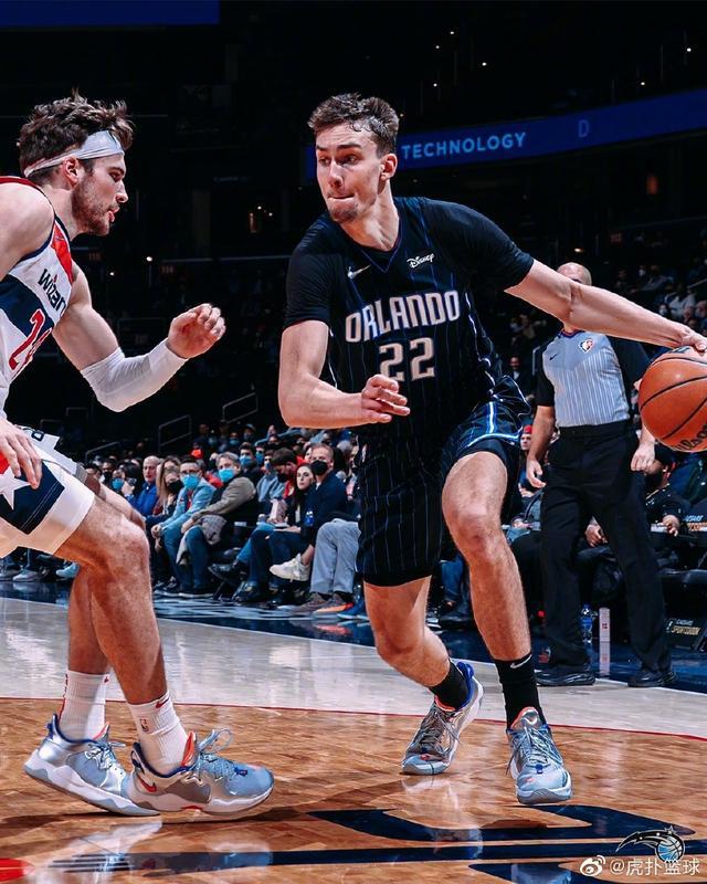 与其灌输年 与其灌输年